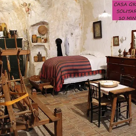 Le Dimore In Centro Con Parcheggio E Self Check-in Affittacamere