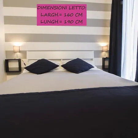 Affittacamere Le Dimore In Centro Con Parcheggio E Self Check-in 4*