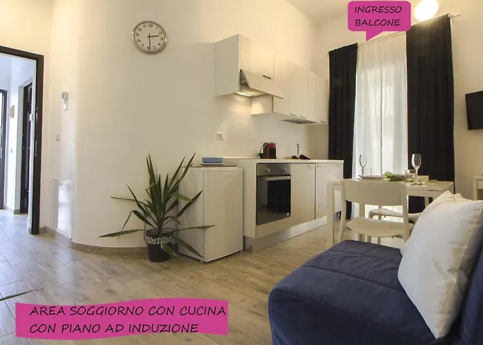 Affittacamere Le Dimore In Centro Con Parcheggio E Self Check-in 4*