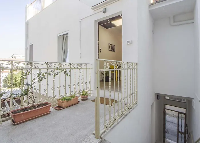 Le Dimore In Centro Con Parcheggio E Self Check-in 3* Matera