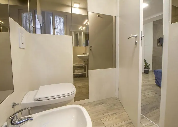 Le Dimore In Centro Con Parcheggio E Self Check-in Vendégház