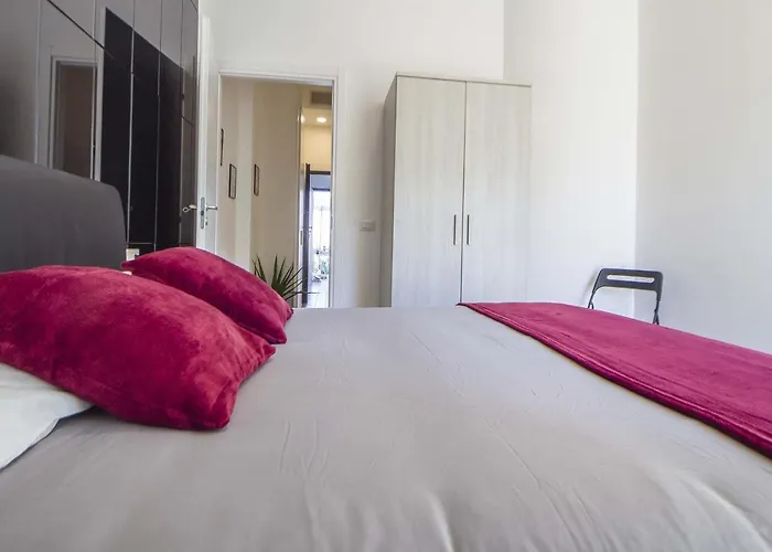 Le Dimore In Centro Con Parcheggio E Self Check-in Affittacamere Matera