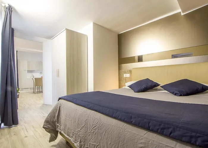 Le Dimore In Centro Con Parcheggio E Self Check-in 3* Matera